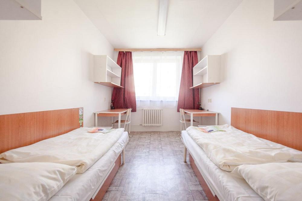 Koleje J.A.Komenskeho Brno Exteriör bild